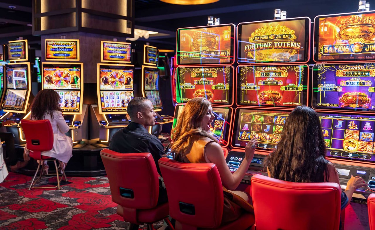 Slot games section on win777 with multiple reel formats for Filipino players